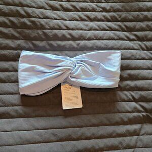 NWT Lululemon Ribbed Nulu Twist Front Headband - Windmill Blue